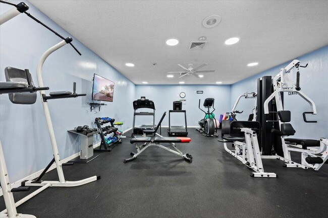 Building Photo - 3540 S Ocean Blvd