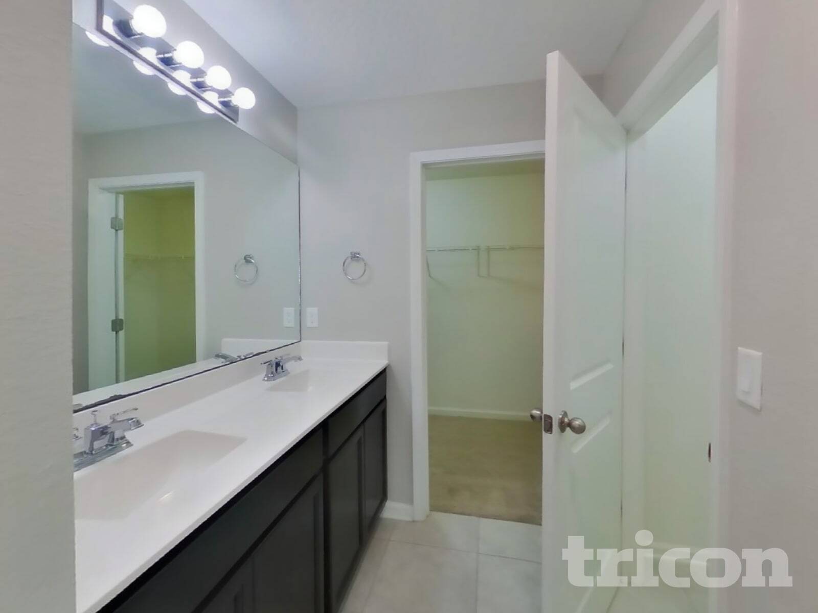 Building Photo - 1916 Constitutional Republic Pl