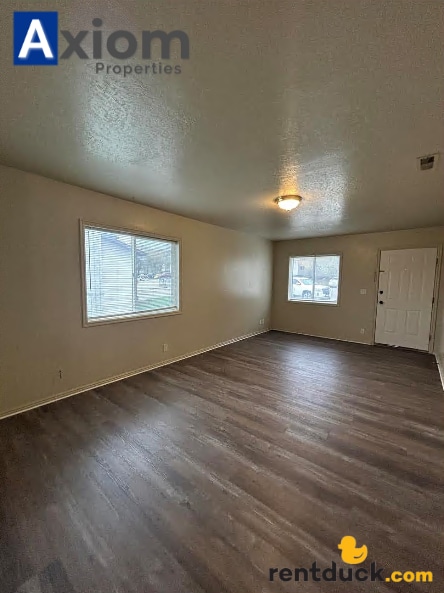 Building Photo - 1819 S Von Elm St