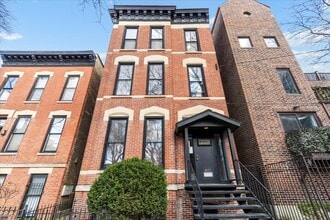 Building Photo - 1633 N North Park Avenue