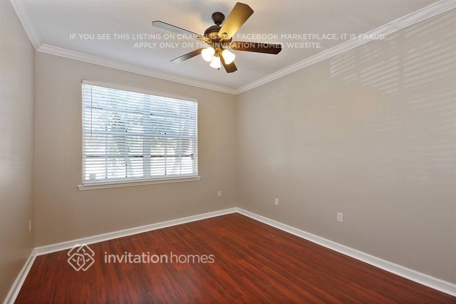 Building Photo - 14004 SW 154th St