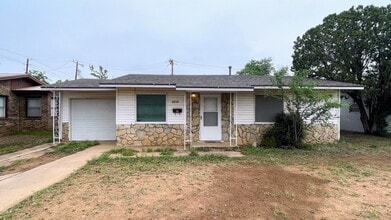 Building Photo - Charming 2-Bedroom Single-Family Home – Perfect for Comfort & Convenience!