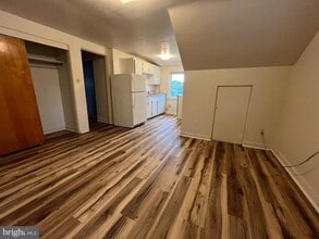 Building Photo - 4113 Rosemont Ave