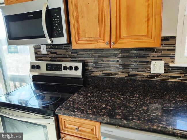 Building Photo - 6705 Milltown Ct