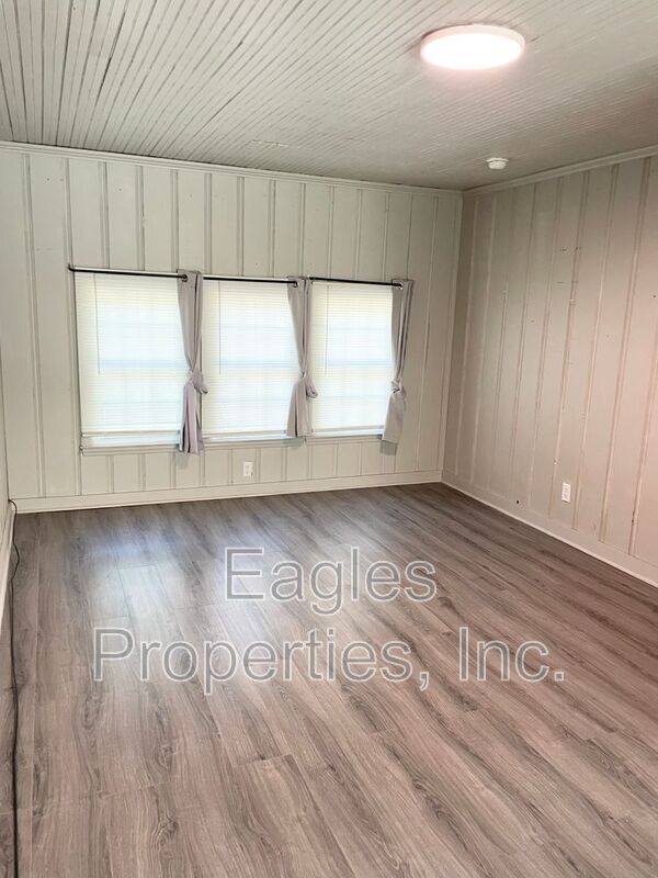 Building Photo - 1512 Rose St