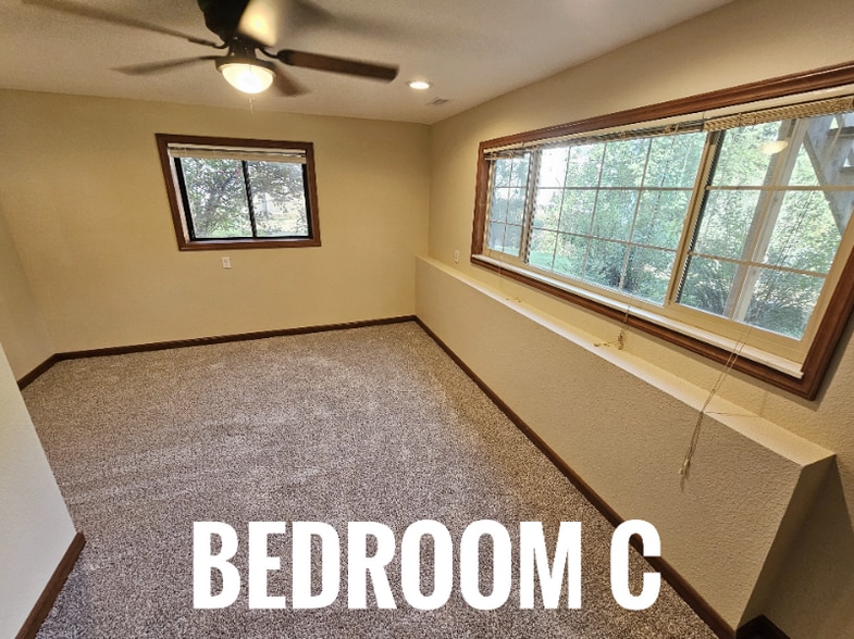 Primary Photo - 4260 McPherson Ave