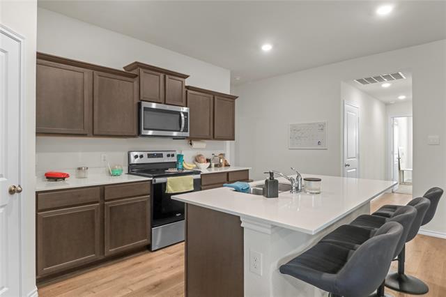 Building Photo - 2907 Hadley Dr