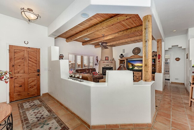 Building Photo - 1831 Gold Dust Dr