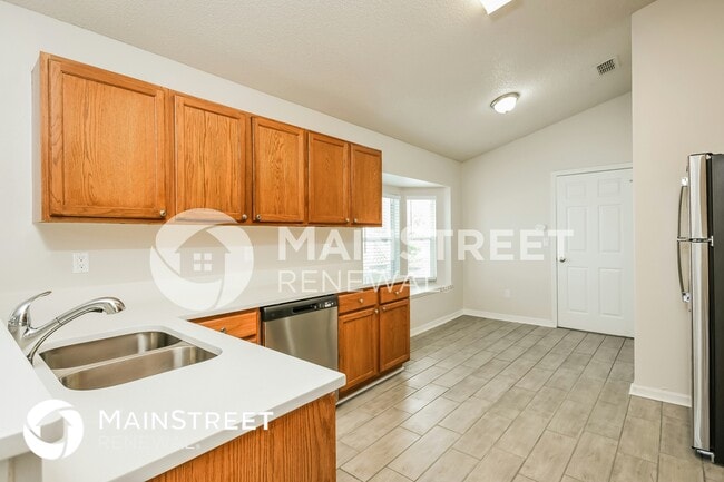 Building Photo - 2321 Paulette Dr