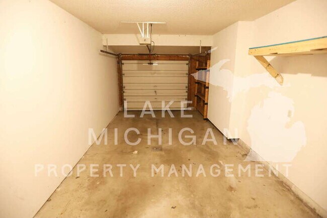 Building Photo - 15543 144th Ave