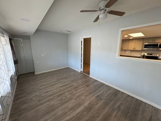 Building Photo - 55+ Sun City Home