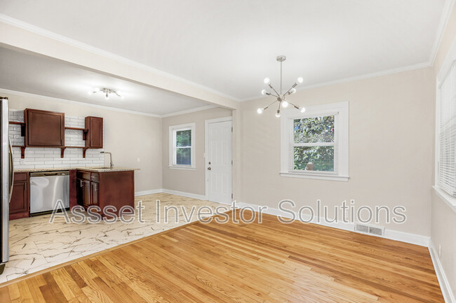 Building Photo - 4141 Eaton St