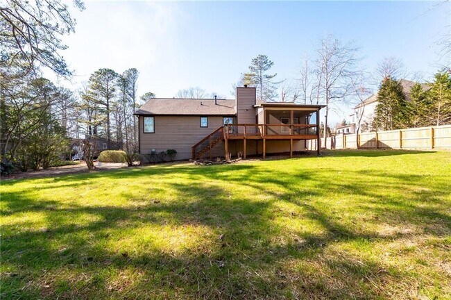 Building Photo - 4800 Grants Way NE