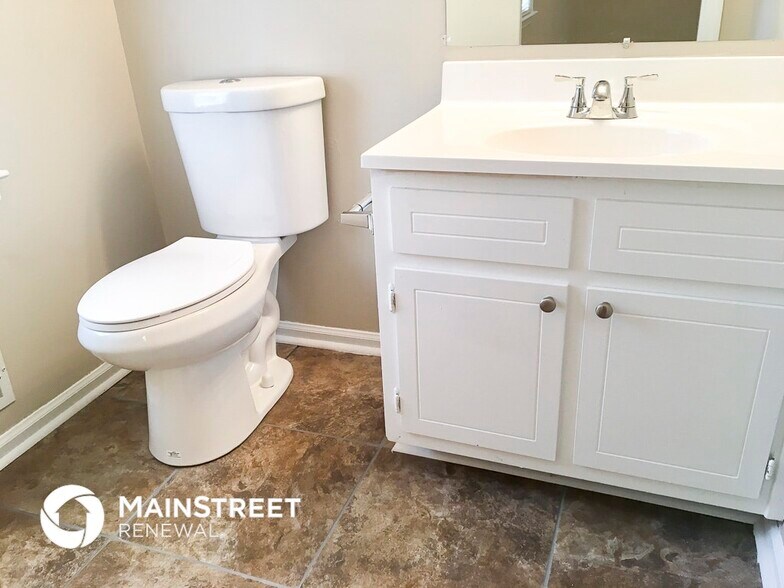 Building Photo - 4631 Candlewyck Way