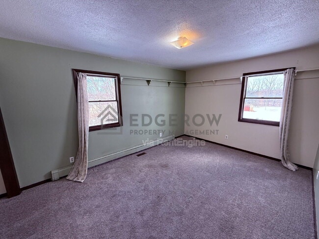 Building Photo - 8797 Morse Lake Ave SE