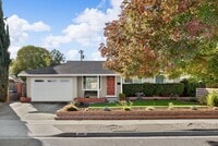 Building Photo - 899 Ebbetts Dr