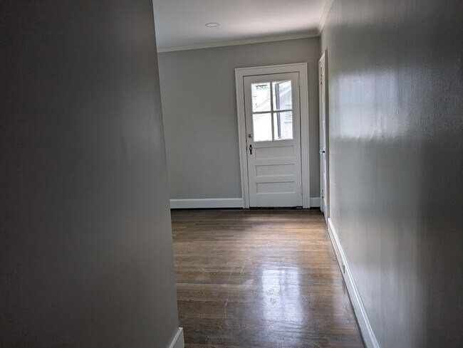 Building Photo - 2732 Blossom St