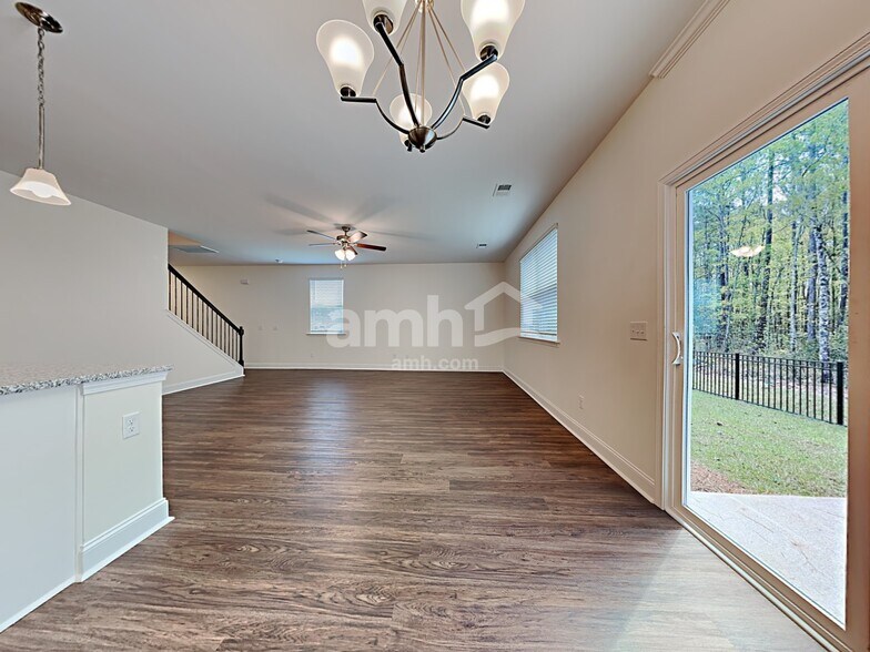 Building Photo - 307 West St