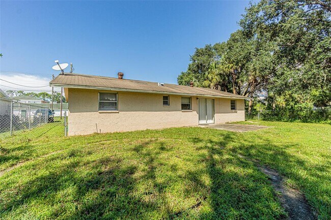 Building Photo - 7714 Belah Dr