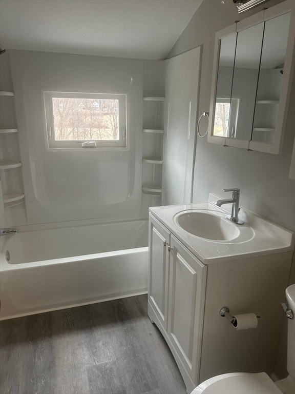 Building Photo - 7 Roys Dr