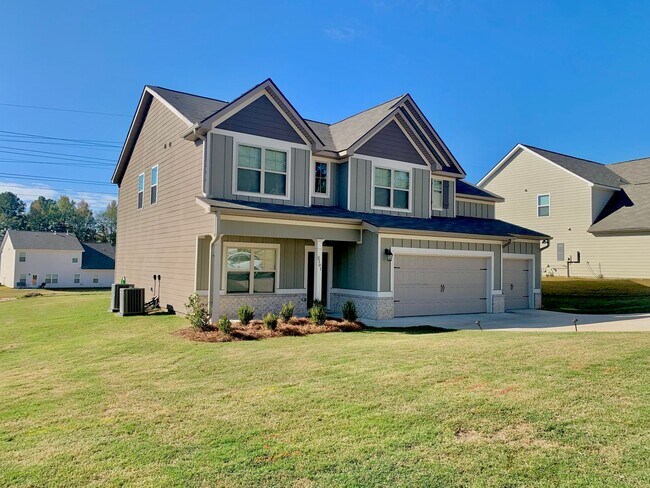 Building Photo - Large Home in The Preserve