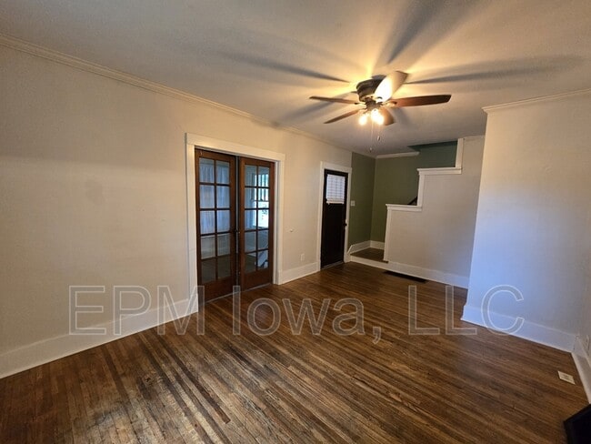 Building Photo - 2064 Independence Ave