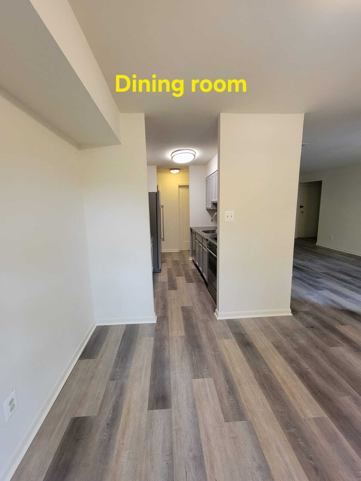 Building Photo - 3332 Woodburn Village Dr