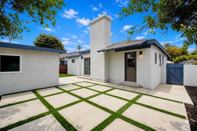 Building Photo - 11414 Segrell Way