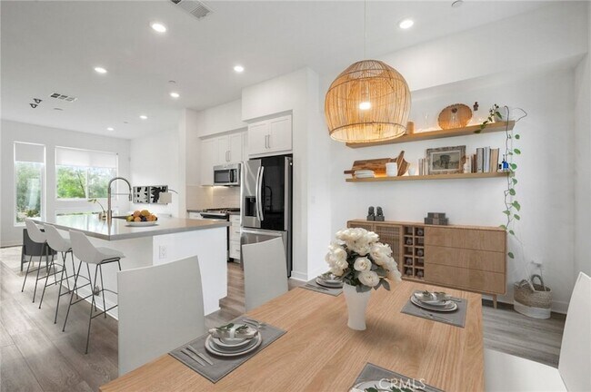 Building Photo - 279 Dockside Ln