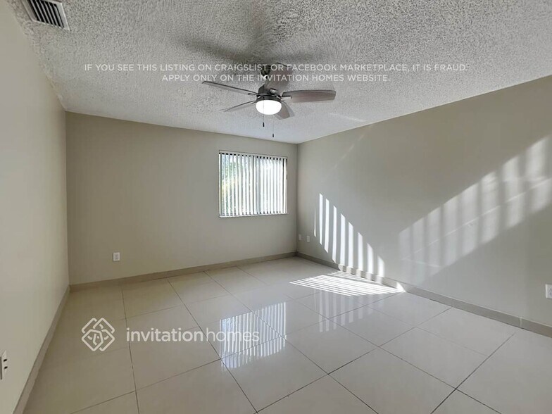 Building Photo - 21684 SW 98th Pl