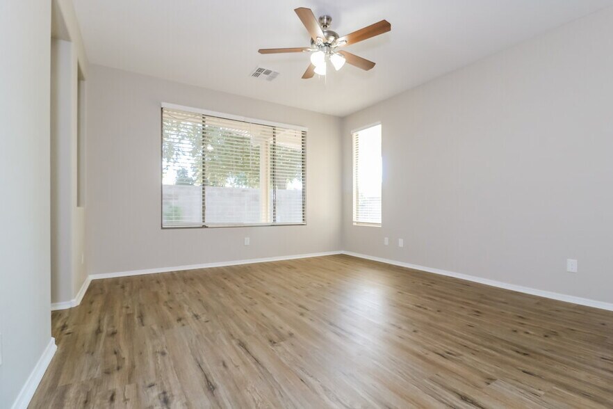 Building Photo - 15119 W Banff Ln