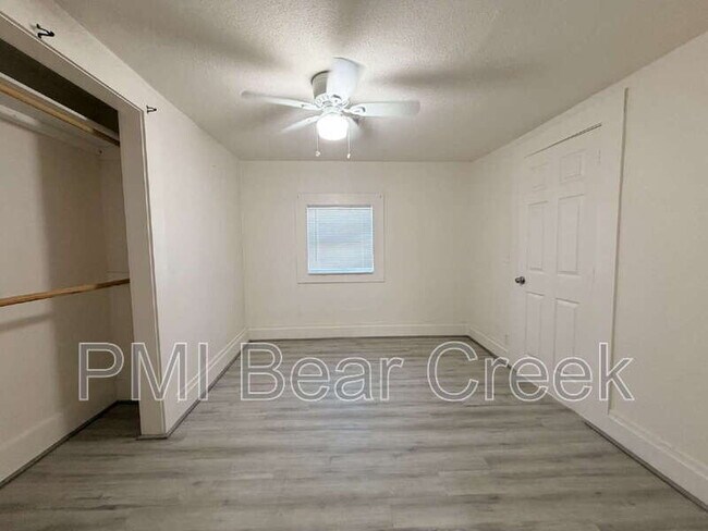 Building Photo - 3014 Rosalie St