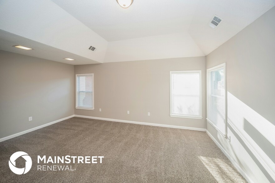 Building Photo - 6602 Meadow Bend Dr