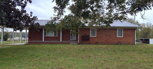 Primary Photo - Beautiful 3 Bedroom 1 Bath, Brick Home wit...