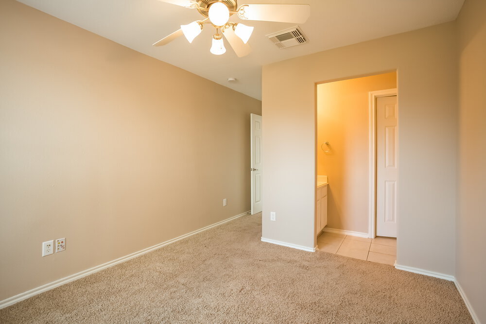 Building Photo - 6402 Bright Falls Ln