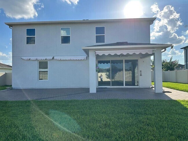 Building Photo - 2104 Stillwood Wy