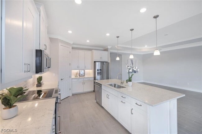 Building Photo - 514 Kamari Cv