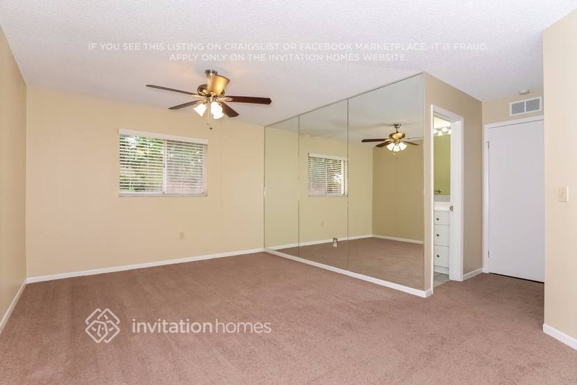 Building Photo - 6749 67th Ln N