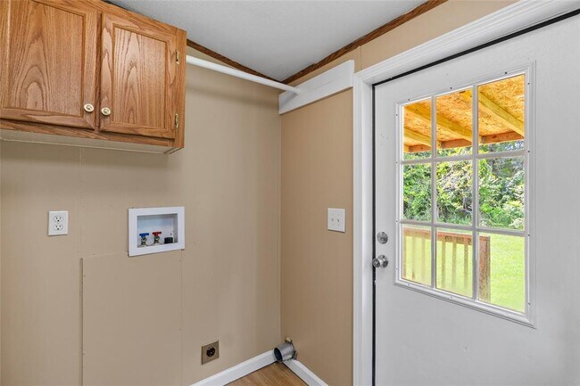 Building Photo - 16561 Desert Star Dr