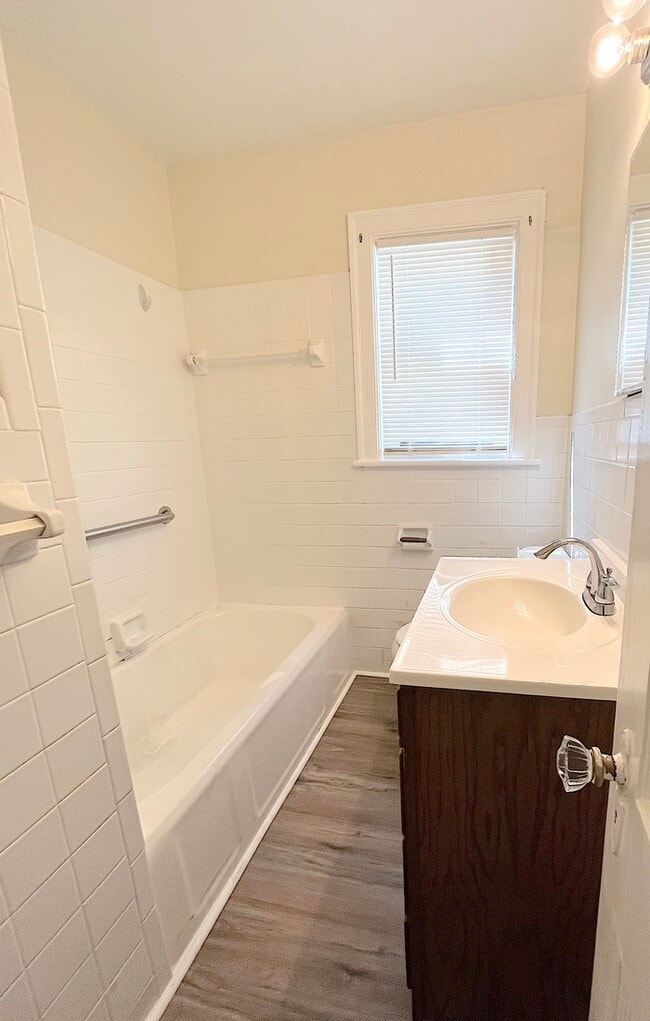 Building Photo - Charming 3-Bedroom Home for Rent