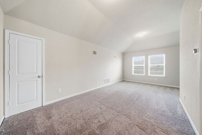 Building Photo - 12071 Pitcher Rd