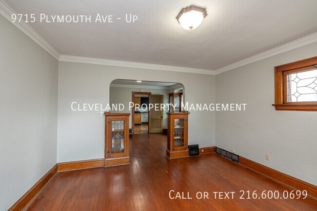 Building Photo - 9715 Plymouth Ave