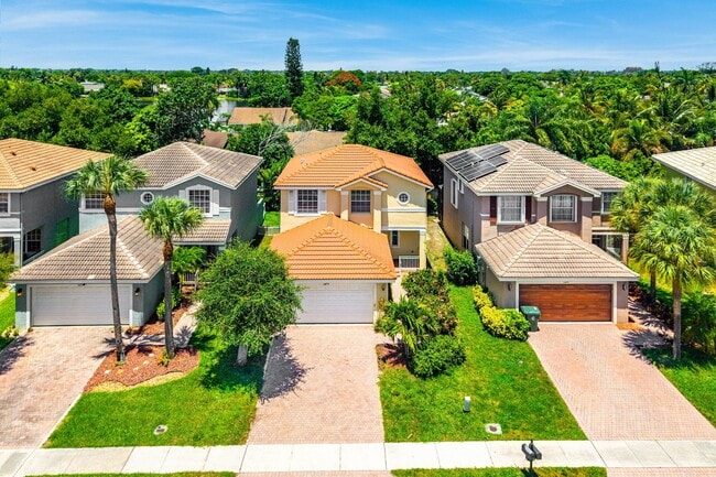 Building Photo - 5477 Queenship Ct