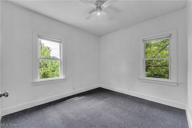 Building Photo - 3428 Altamont Ave