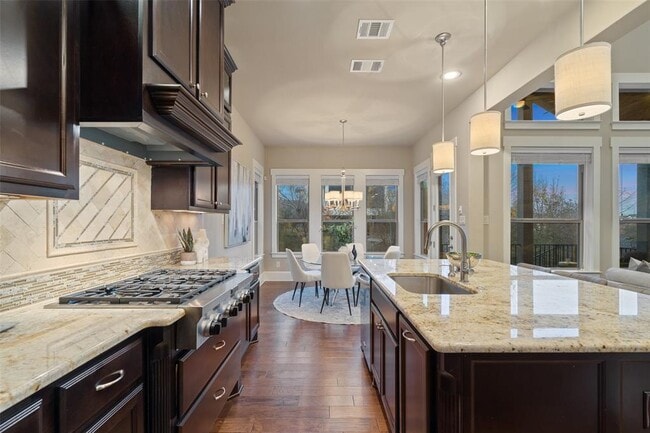 Building Photo - 905 Madison Fork Dr