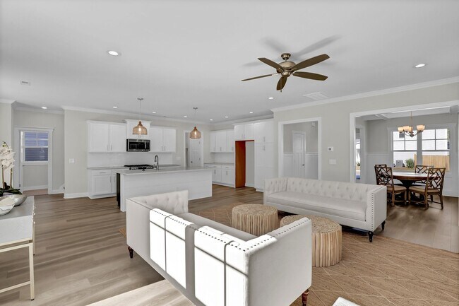 Building Photo - 4 bedroom, 3.5 bath Hampstead home in Sanc...