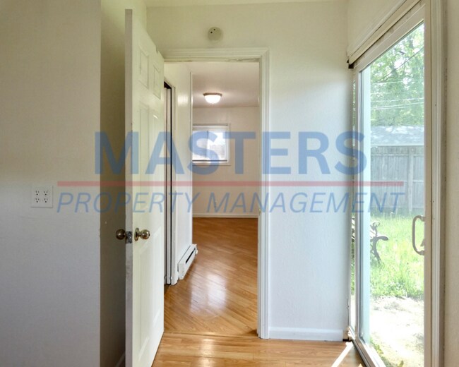 Building Photo - Spacious 4-Bedroom Home with 2 Full Baths & Detached Garage
