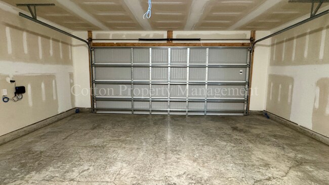 Building Photo - 1114 Forest Glen Dr