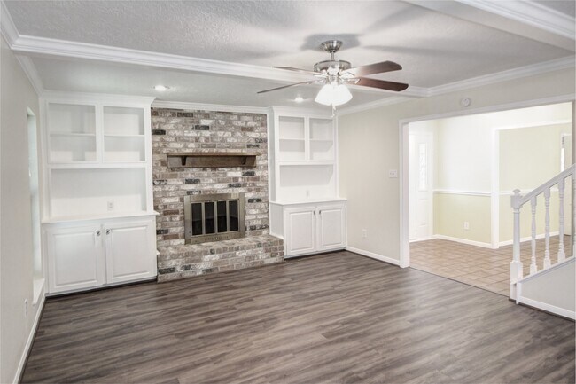 Building Photo - 12118 Double Tree Dr