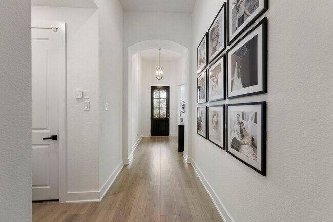 Building Photo - 14831 Cherry Brick Dr